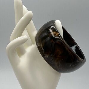 Elegant Brown Women's Bracelet